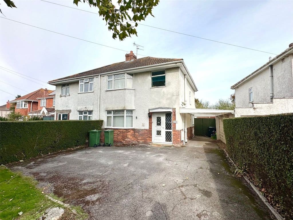View property at Burnham Road, Burnham-On-Sea, Somerset TA8