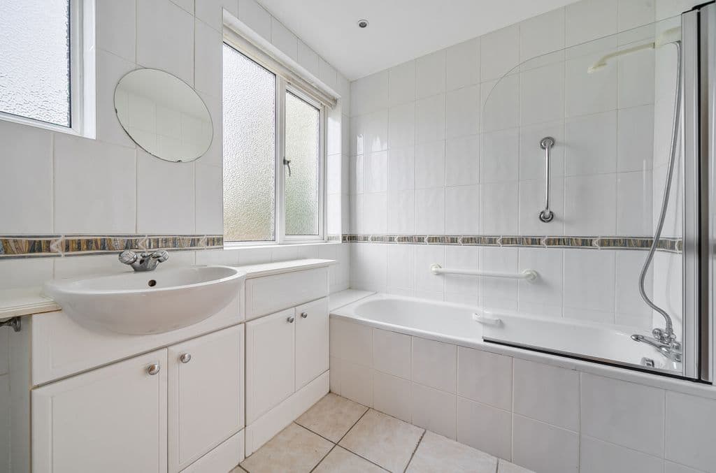 Vale Drive, Barnet EN5 - Image 9