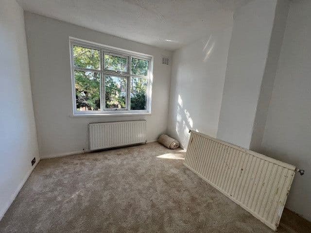 Langham Drive, Romford, Essex RM6 - Image 6