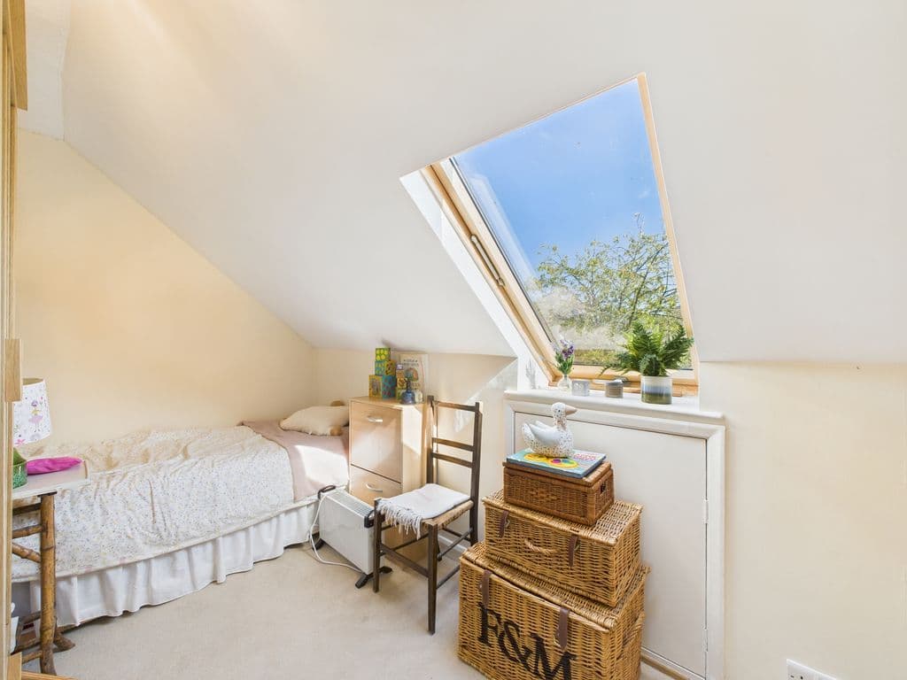 Ringley Road, Horsham RH12 - Image 9