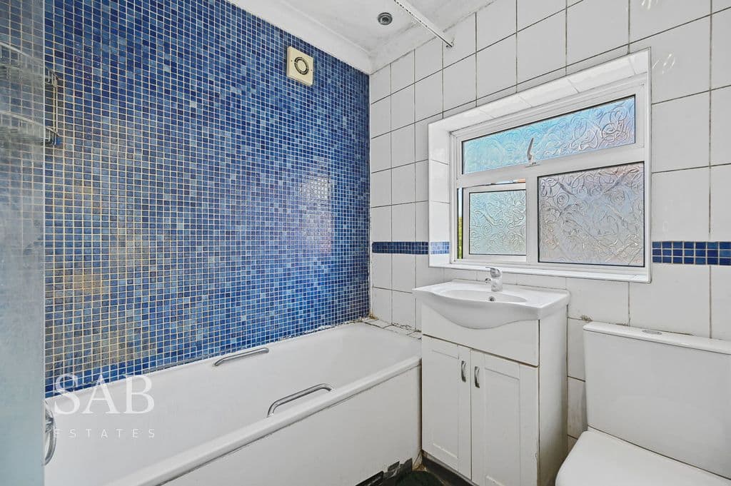 Orchard Gate, Greenford UB6 - Image 10
