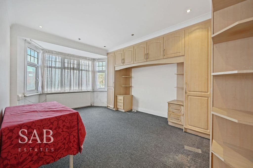 Orchard Gate, Greenford UB6 - Image 8