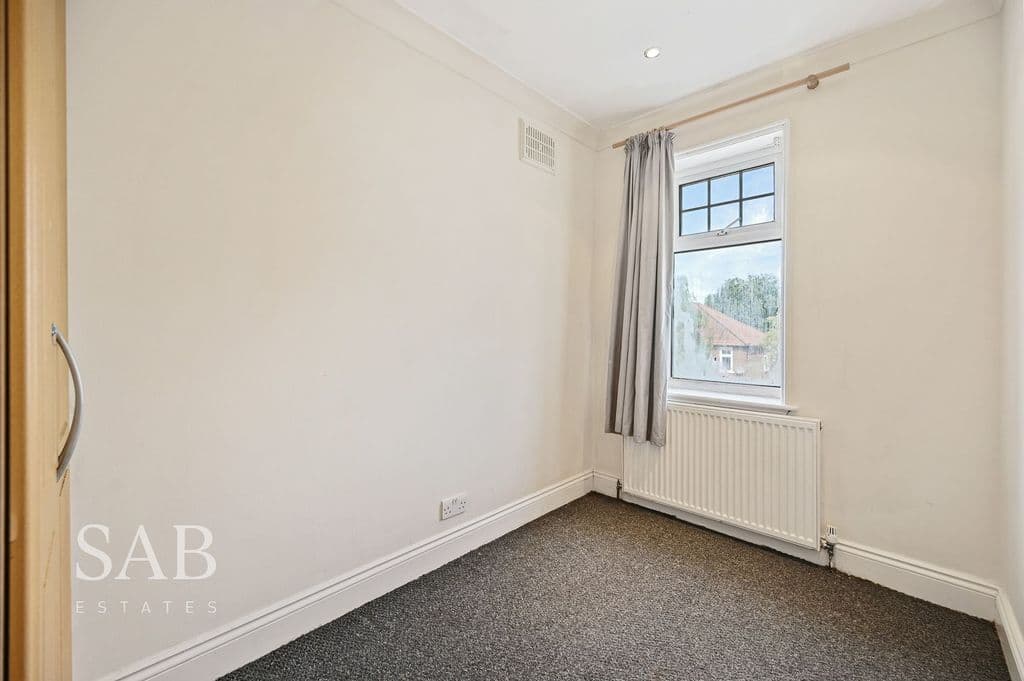 Orchard Gate, Greenford UB6 - Image 9