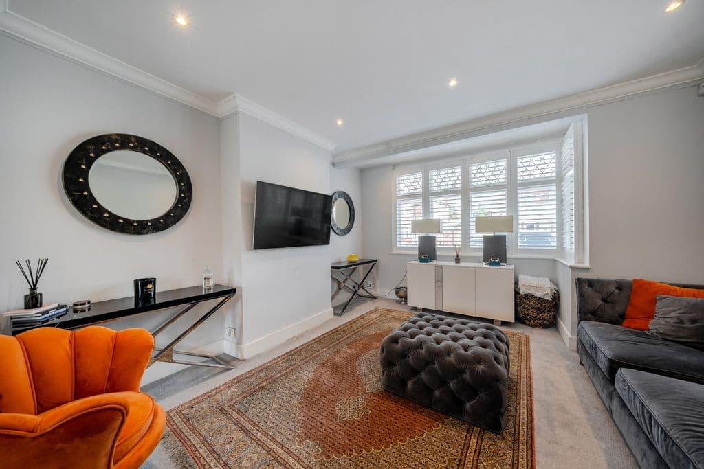 Monkleigh Road, Morden SM4 - Image 3