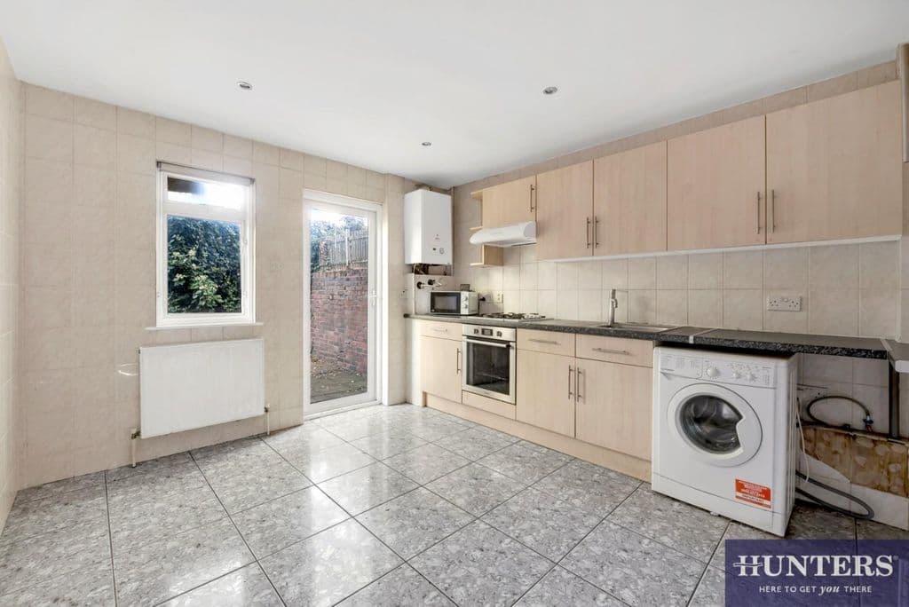 Bransdale Close, London NW6 - Image 2