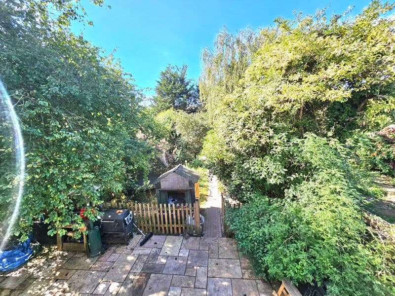 Chapel Lane, Uxbridge UB8 - Image 4