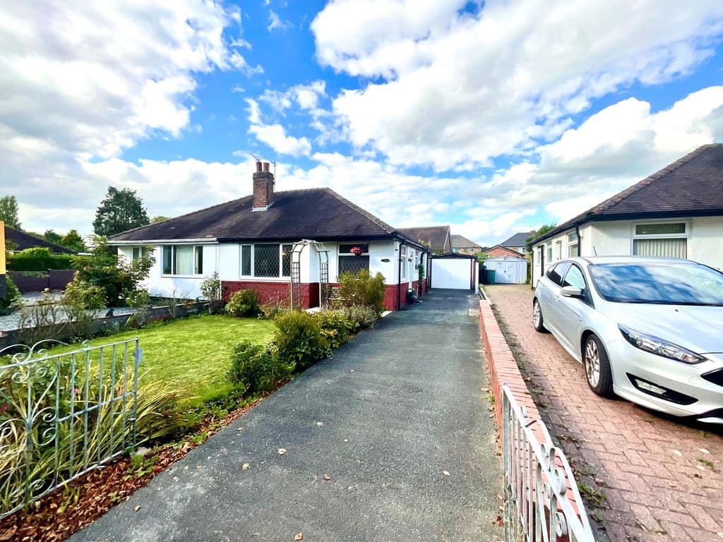 View property at Watling Street Road, Fulwood PR2