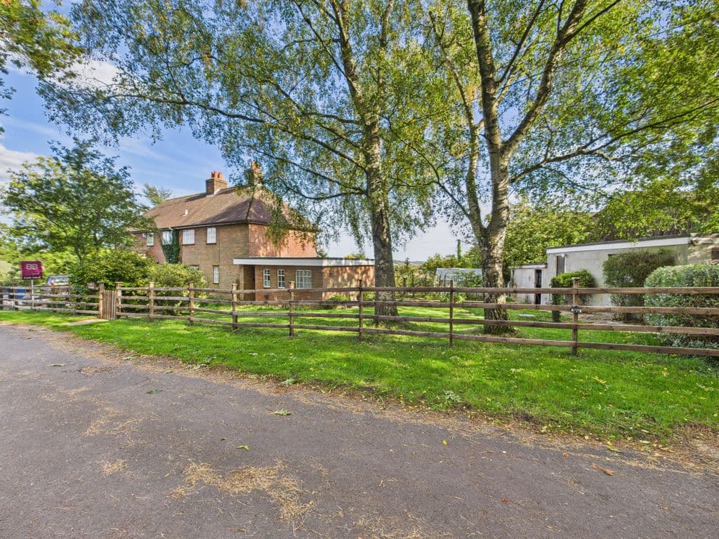 View property at Sprigs Holly Lane, Radnage, High Wycombe, Buckinghamshire HP14