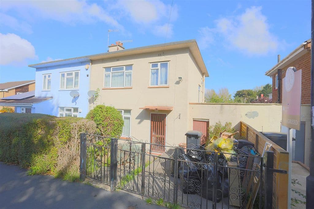 Barrowmead Drive, Lawrence Weston BS11 - Image 1