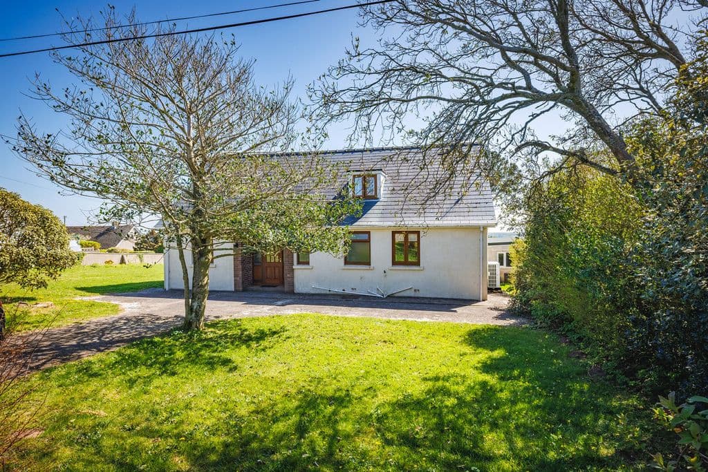 Portclew Road, Freshwater East, Pembroke SA71 - Image 2