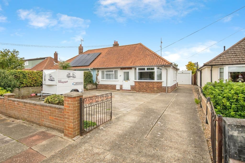 View property at Cambridge Road, Kesgrave, Ipswich IP5