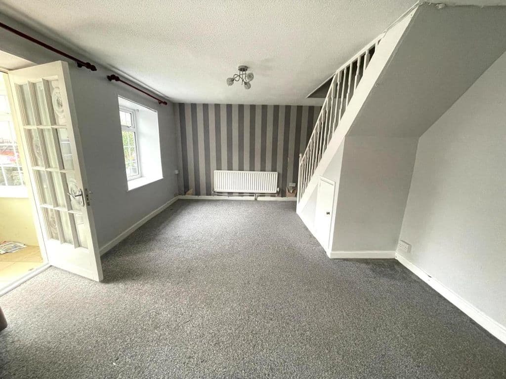 West End, Street BA16 - Image 3