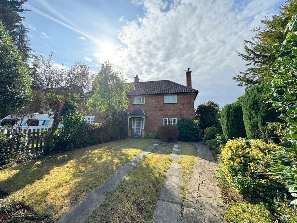 View property at Narrow Lane, North Ferriby HU14