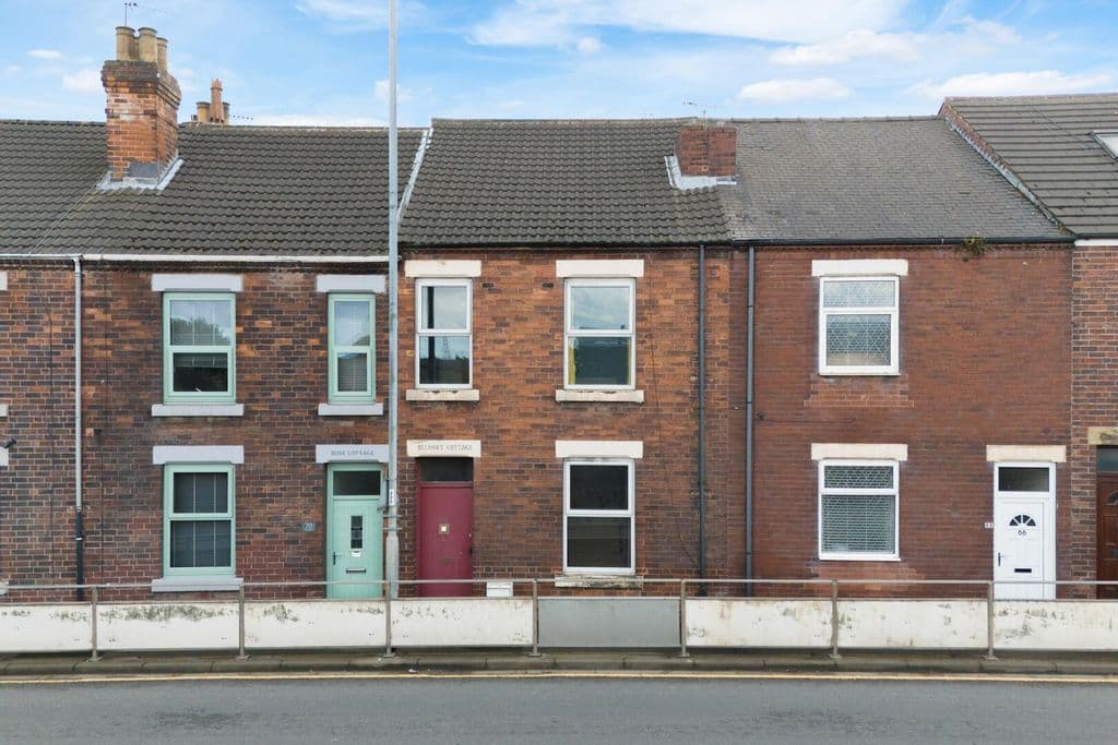 Weeland Road, Knottingley WF11 - Image 1