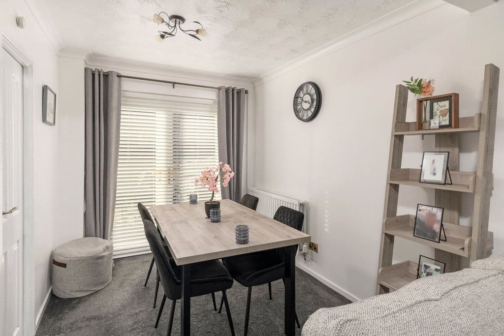 Antrim Close, Newcastle Upon Tyne, Tyne And Wear NE5 - Image 3