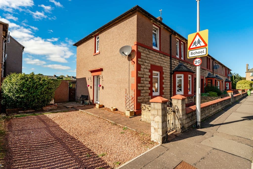 View property at 9 Mansfield Avenue, Musselburgh EH21