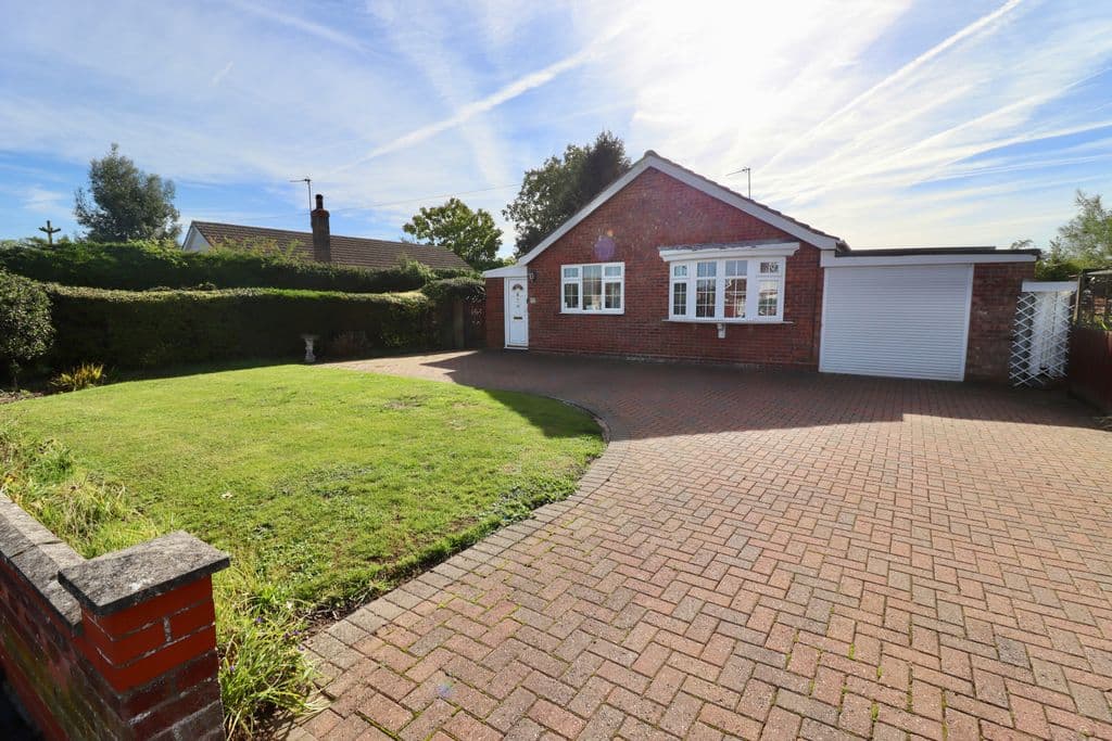 The Close, Sturton By Stow LN1 - Image 1