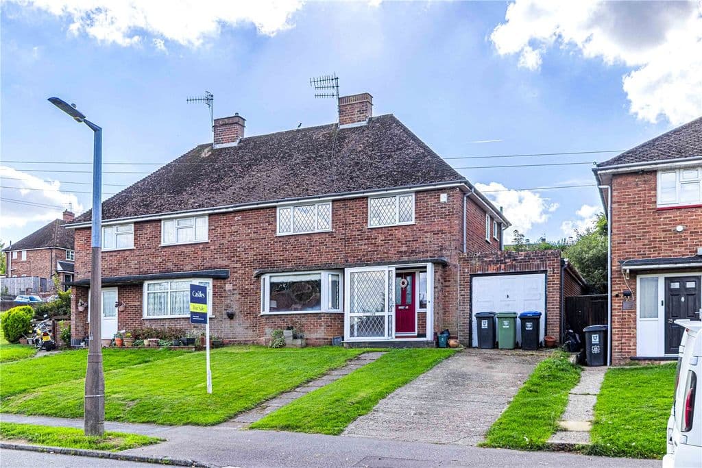 View property at Durrants Road, Berkhamsted, Hertfordshire HP4