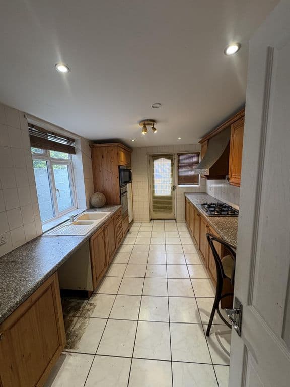 View property at London E6