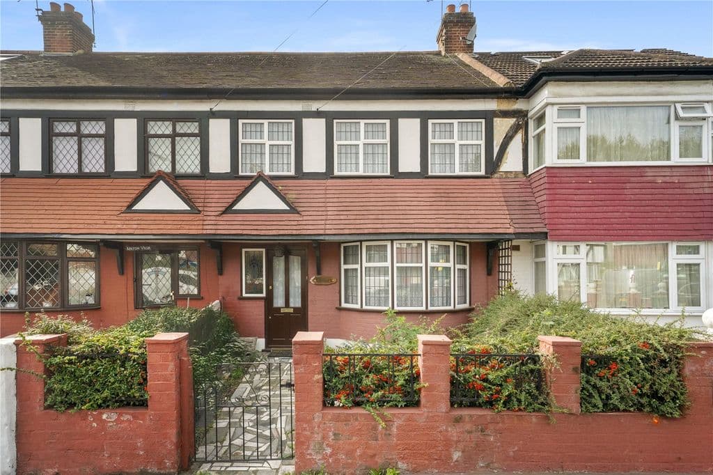 Markmanor Avenue, Walthamstow, London E17 - Image 1