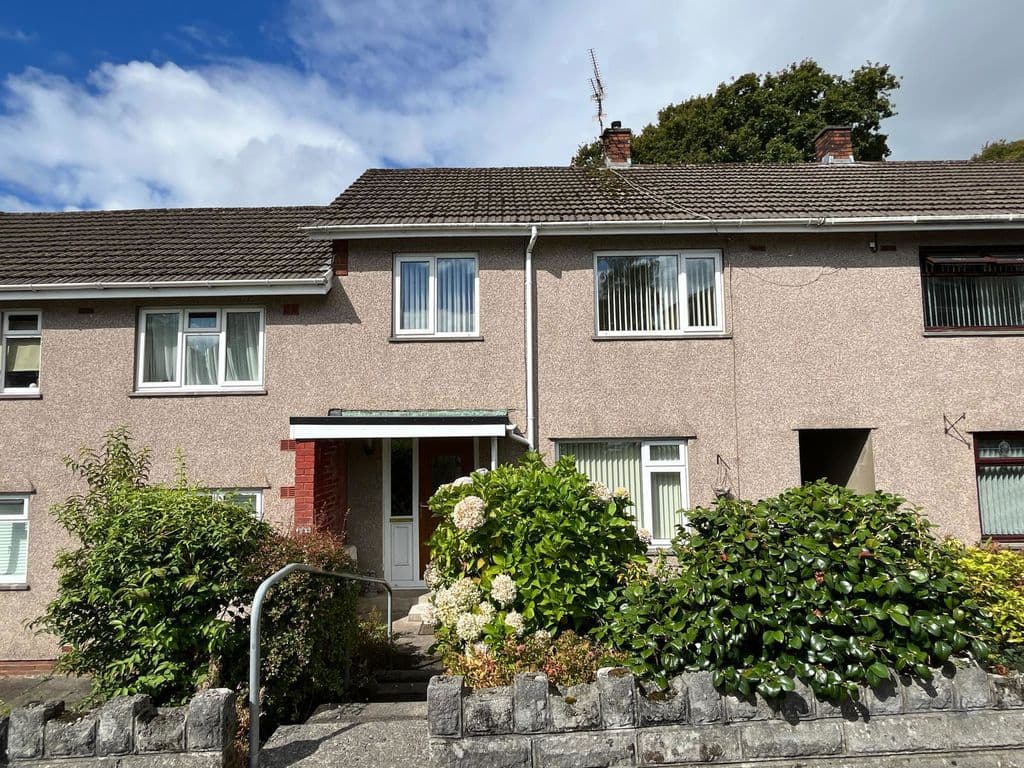 View property at New Mill Road, Sketty, Swansea SA2