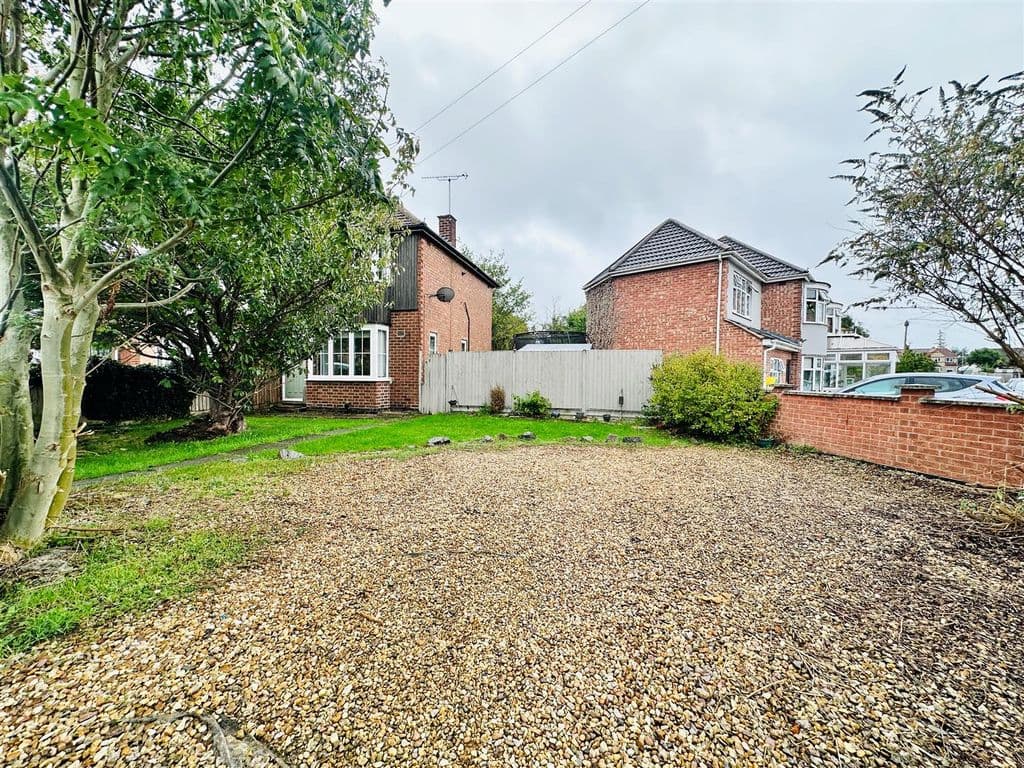 Grantham Road, Netherhall, Leicester LE5 - Image 2