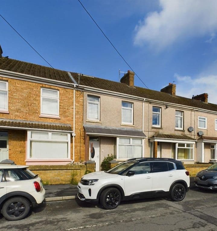 Alstred Street, Kidwelly SA17 - Image 1